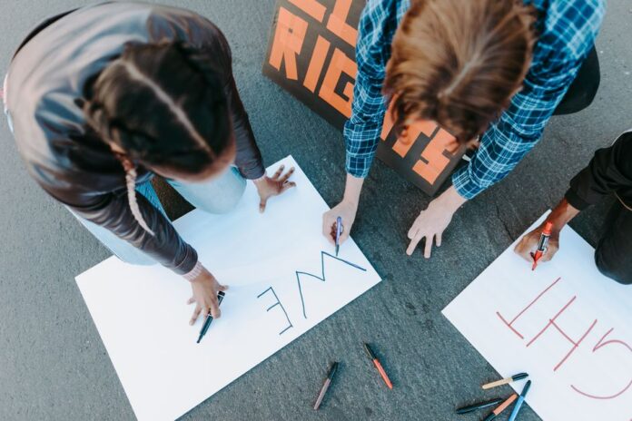 Civic Literacy Gaps: Why Basic Civics Knowledge Matters — General coverage by PoliticalWatch